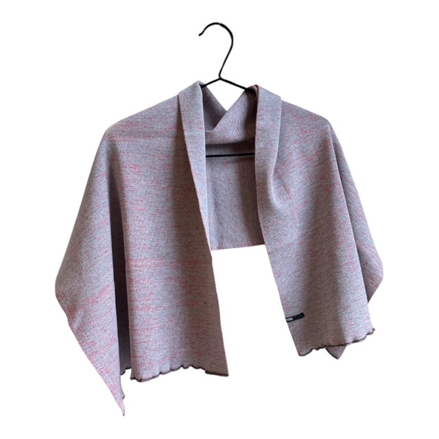 MADE IN MONDAY Scarf, merinowool and organic cotton grey twisted with red, plain